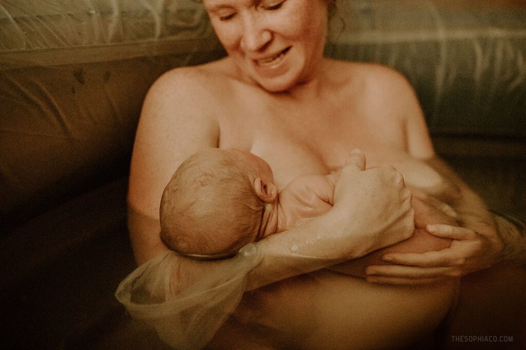 born with a caul | mit Glückshaube geboren